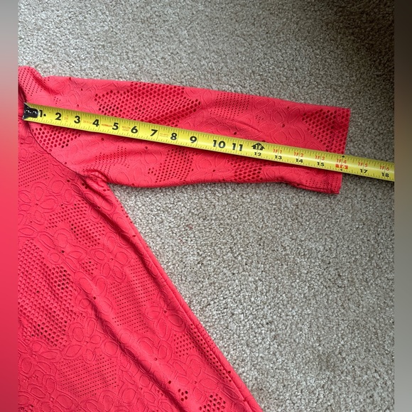 Coral Eyelet tunic top - Picture 9 of 12